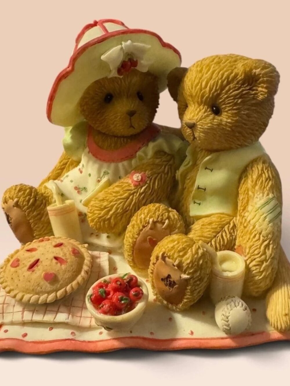 RARE Cherished Teddies Gordon and Ellen-Carlton Cards Exclusive